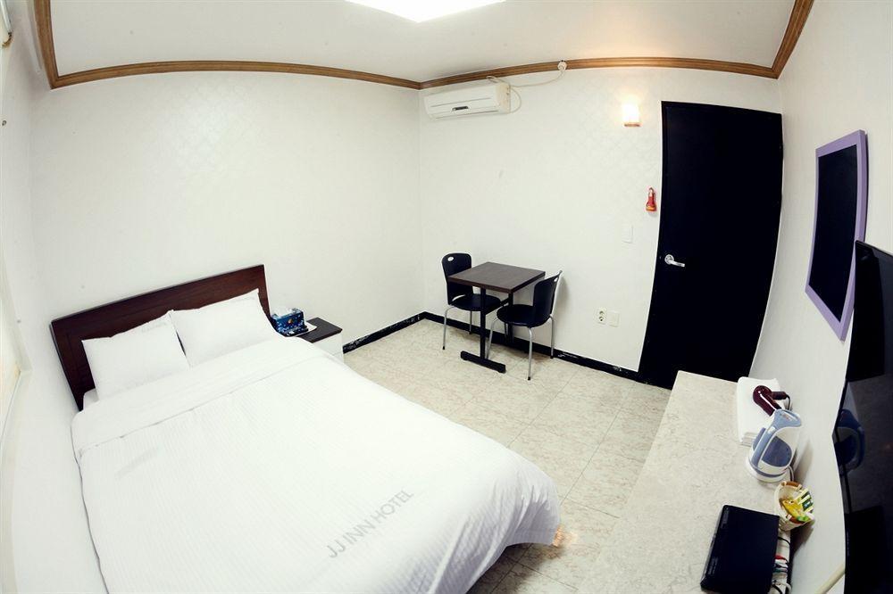 Jj Inn Busan Bagian luar foto