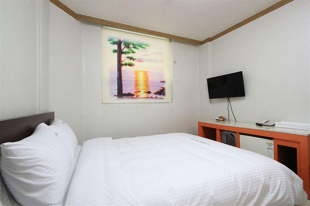 Jj Inn Busan Bagian luar foto