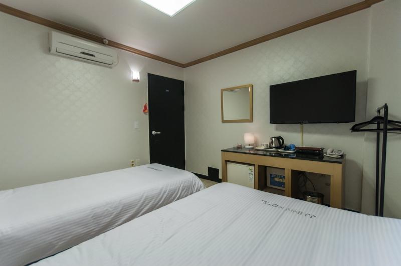 Jj Inn Busan Bagian luar foto